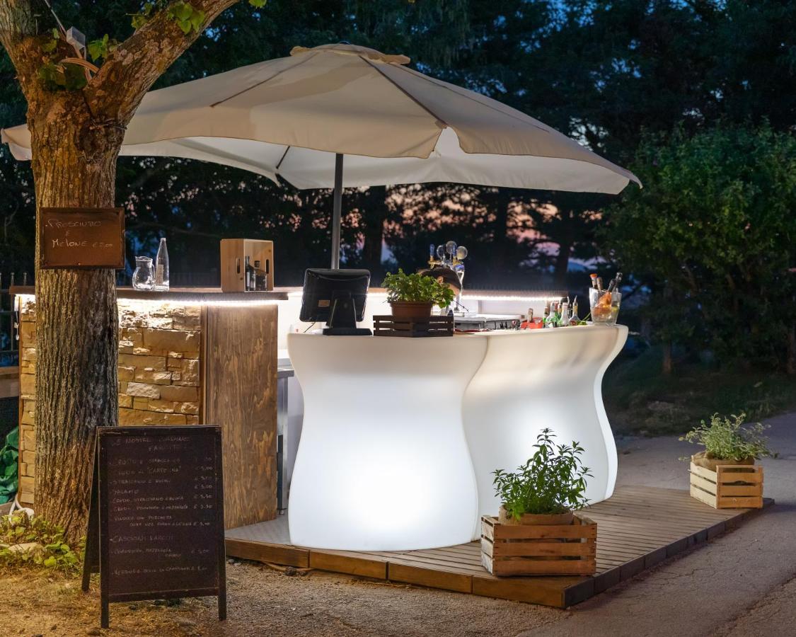 Osteria Belvedere San Leo Exterior photo