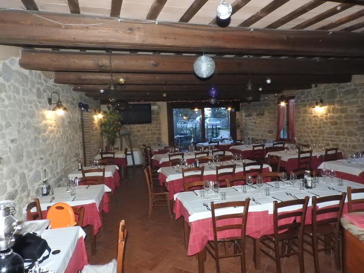 Osteria Belvedere San Leo Exterior photo